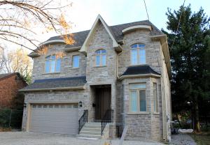 Custom Home - 85 Princess